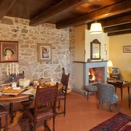 Liz Tuscany, Private Pool, Hot Tub, Fenced, Pets Allowed Villa