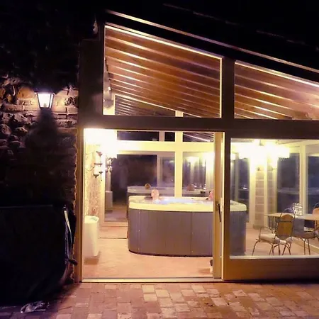 Villa Liz Tuscany, Private Pool, Hot Tub, Fenced, Pets Allowed *